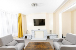 3 Bed Luxurious House